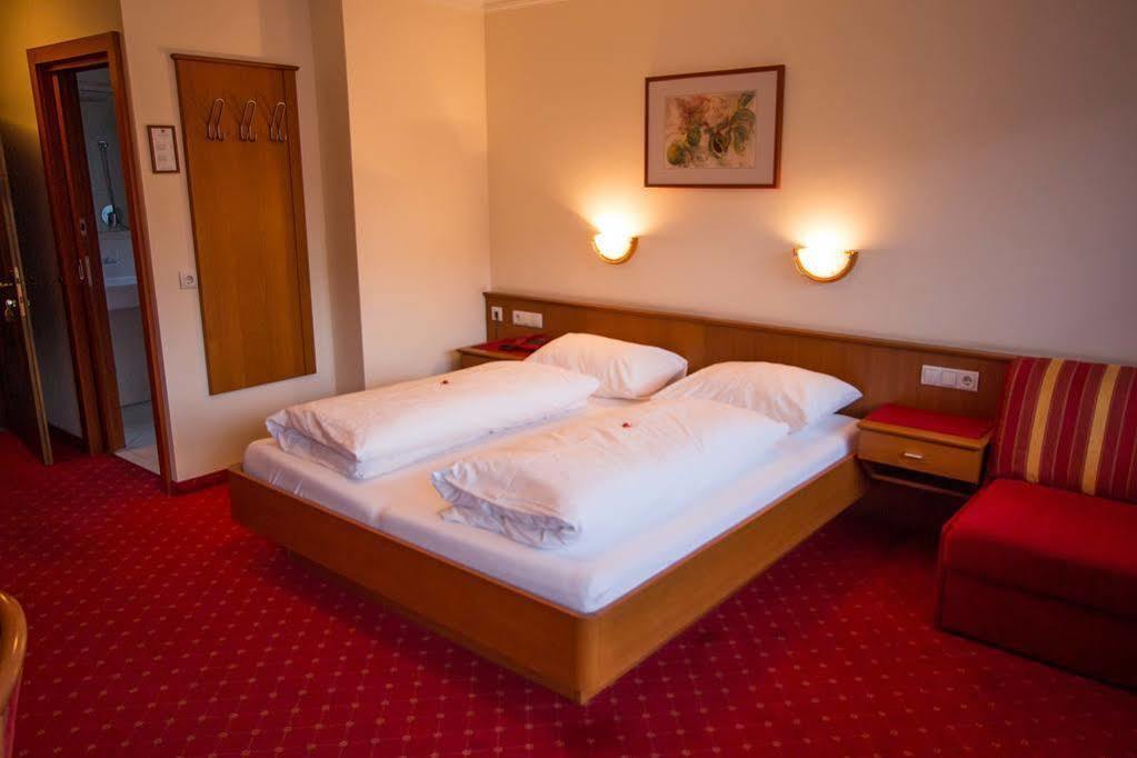Hotel Rosner Альтенмаркт  Экстерьер фото